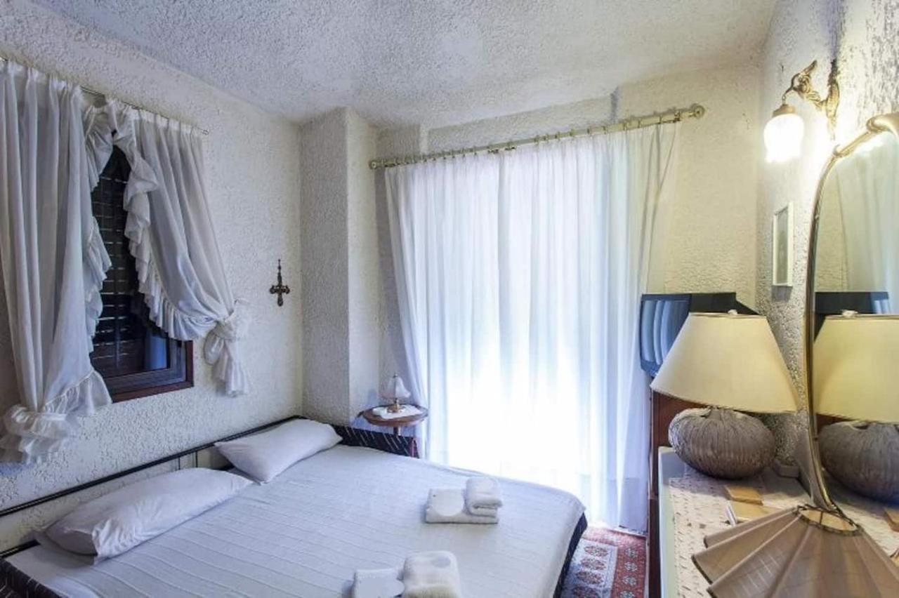 Beachfront Villa 100M From Sea For Up To 10 Guests Siviri Exterior foto