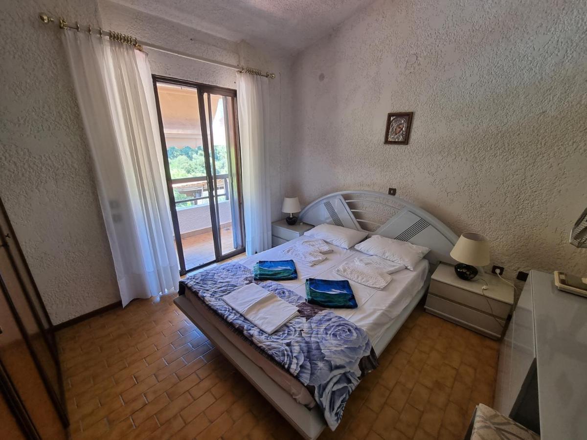 Beachfront Villa 100M From Sea For Up To 10 Guests Siviri Exterior foto